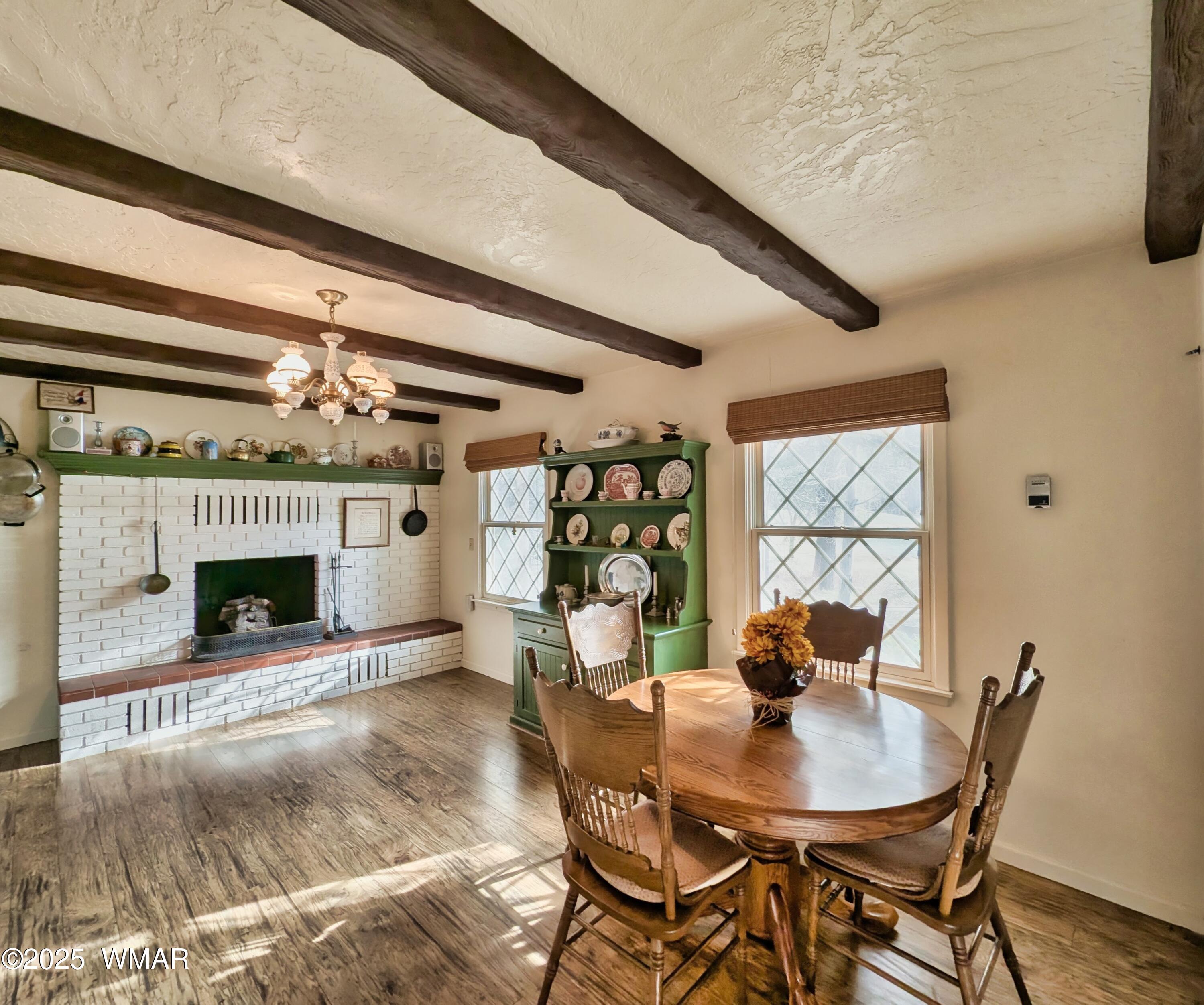 2872 Greentree Way Pinetop, AZ 85935 - Photo 13 of 33 greentree kitchen