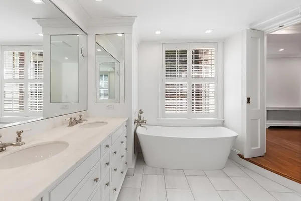 $18,000 | 20 Chestnut Street, Unit 1, Boston, MA 02108