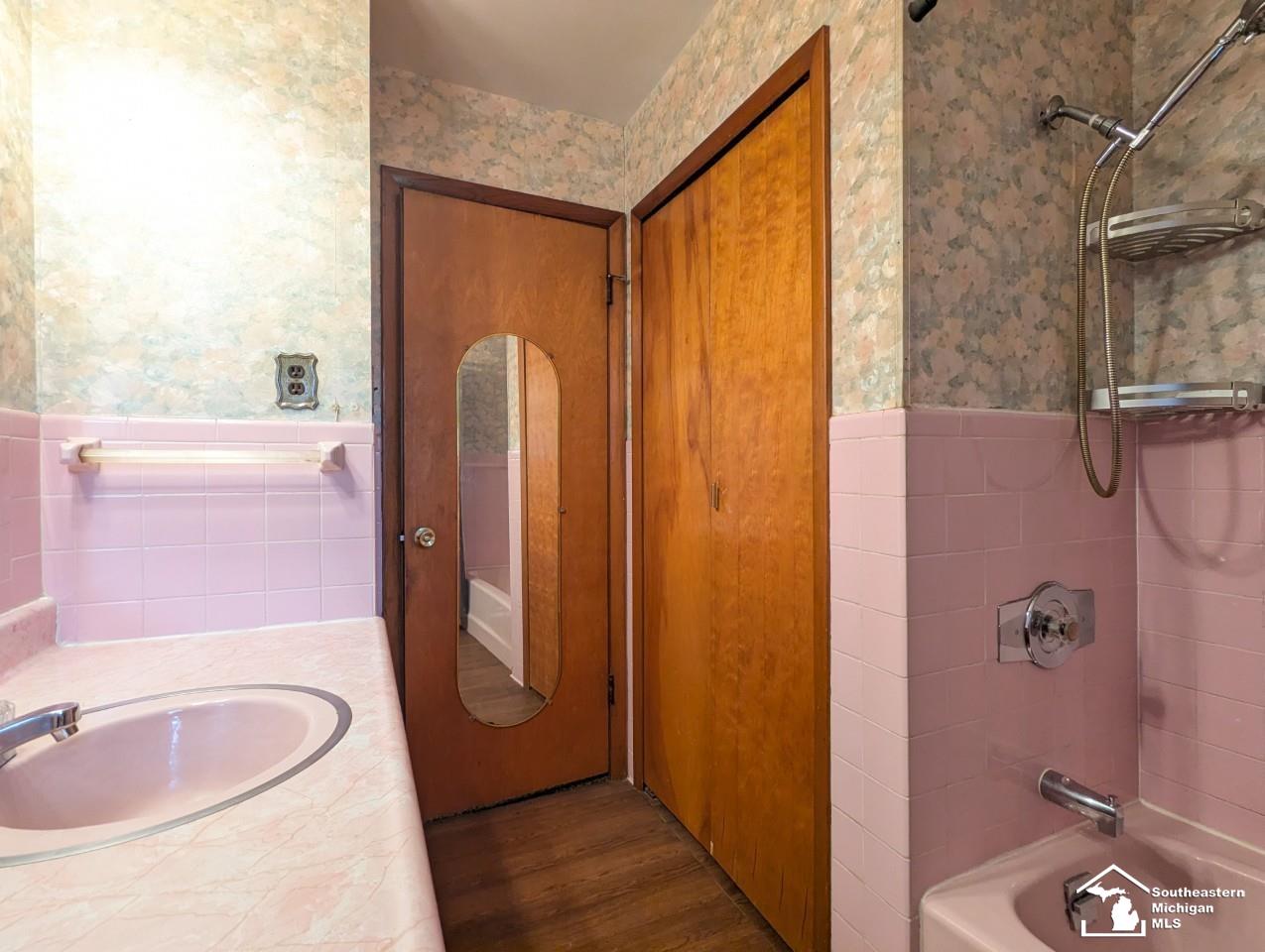 1261 Stewart Road Monroe, MI 48162 - Photo 20 of 31 50193234-c40fd075-fd02-448d-9fbd-ab2a2af8de52.JPG
