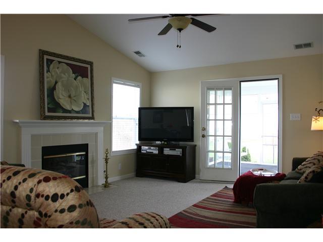 10744 Springston Court Fishers, IN 46037 - Photo 3 of 20 Gallery Image 3