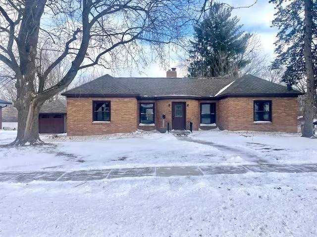 $345,000 | 120 North Madison Street, Evansville, WI 53536