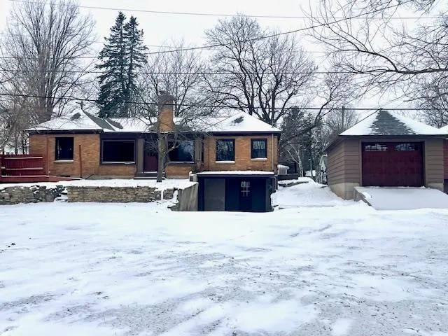 $345,000 | 120 North Madison Street, Evansville, WI 53536