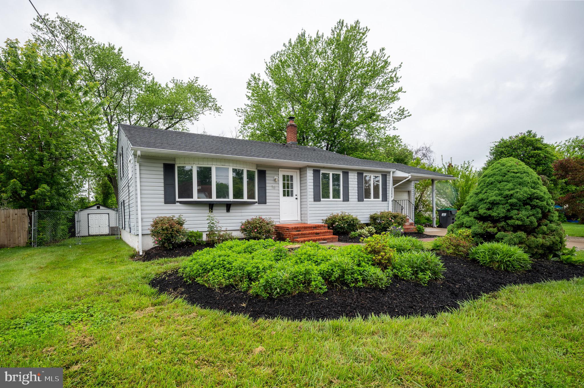 16 Malvern Road Newark, DE 19713 - Photo 1 of 35 front view of a house with a yard