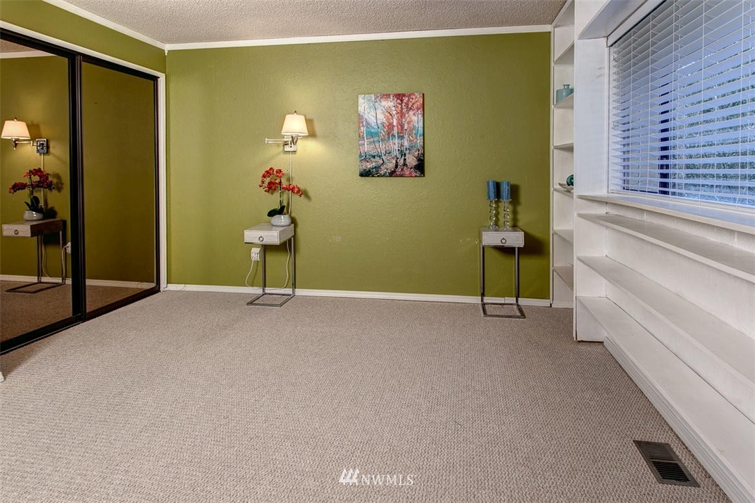 1909 169th Place Southeast Bothell, WA 98012 - Photo 13 of 24