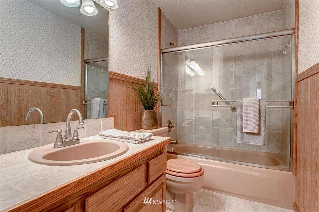 1909 169th Place Southeast Bothell, WA 98012 - Photo 17 of 24