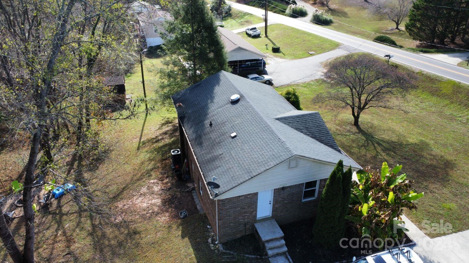 1489 Watermill Road Morganton, NC 28655 - Photo 2 of 28 Gallery Image 2