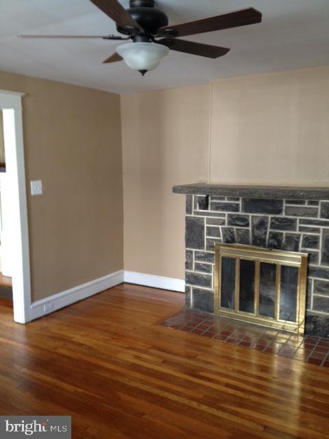 2428 East County Line Road Ardmore, PA 19003 - Photo 9 of 26 Living room