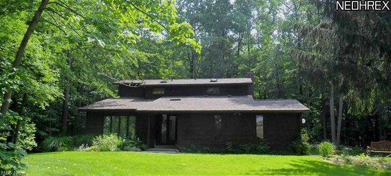 12446 Woodin Road Chardon, OH 44024 - Photo 1 of 19 Gallery Image 1