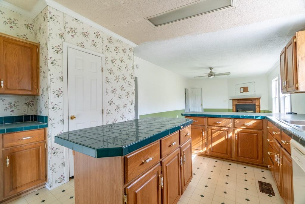 2657 Claude Simpson Road Burlington, NC 27217 - Photo 19 of 36 Gallery Image 19