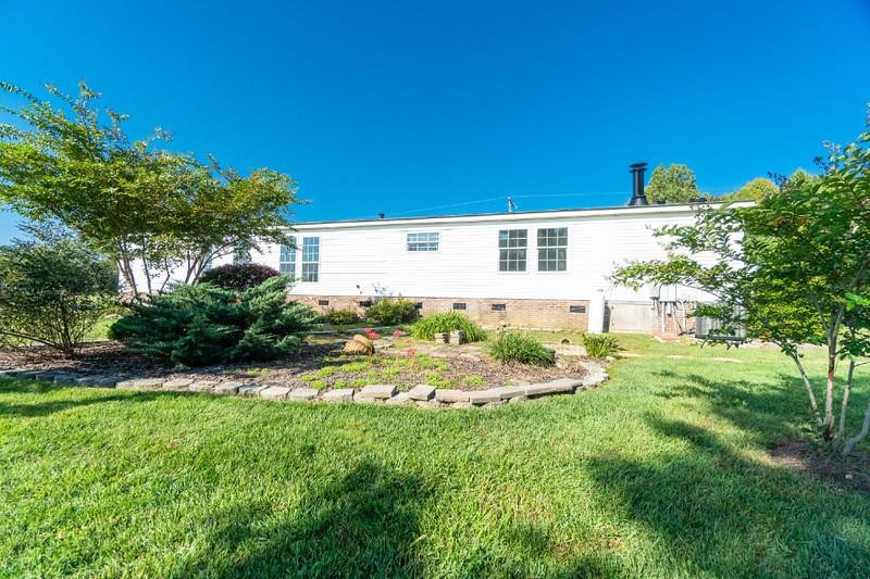 2657 Claude Simpson Road Burlington, NC 27217 - Photo 5 of 36 Gallery Image 5