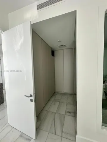 $8,200 | 700 Northeast 26th Terrace, Unit 3005, Miami, FL 33137