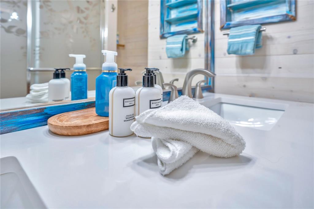 1646 Stickney Point Road, Unit 1646101 Sarasota, FL 34231 - Photo 23 of 67