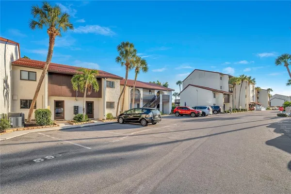 $411,500 | 1646 Stickney Point Road, Unit 1646101, Sarasota, FL 34231
