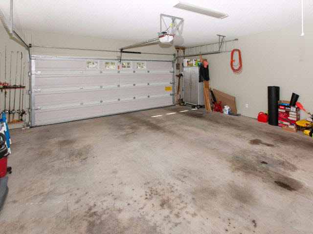 614 Pinehurst Point Gulf Shores, AL 36542 - Photo 38 of 44 Garage