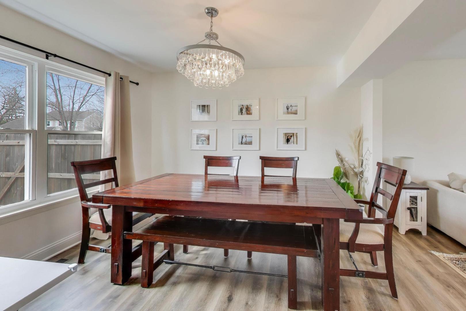 270 Pebblestone Road Naperville, IL 60565 - Photo 9 of 36