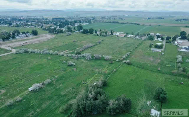 $1,200,000 | Tbd Riverton Road, Blackfoot, ID 83221