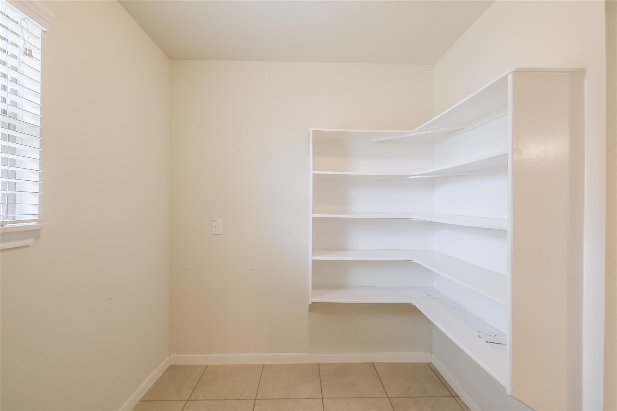 6811 Gonzales Point Manvel, TX 77578 - Photo 13 of 26