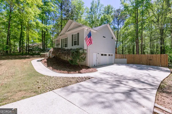 $369,000 | 230 Winchester Drive, Sharpsburg, GA 30277