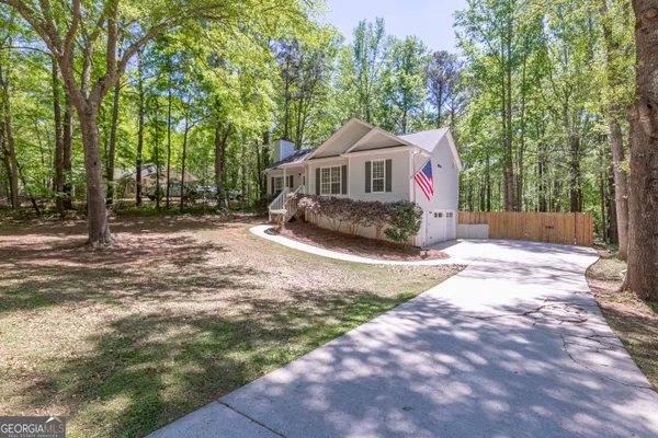 $369,000 | 230 Winchester Drive, Sharpsburg, GA 30277