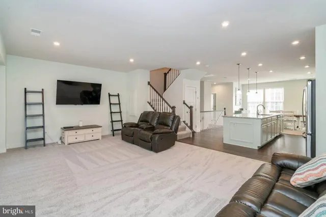 $3,200 | 5950 Etterbeek Street, Ijamsville, MD 21754