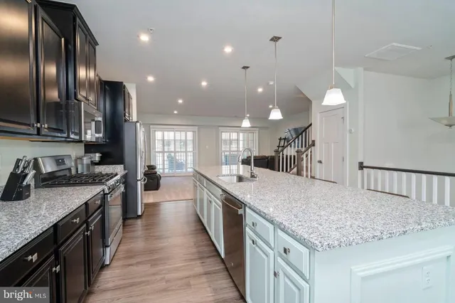 $3,200 | 5950 Etterbeek Street, Ijamsville, MD 21754