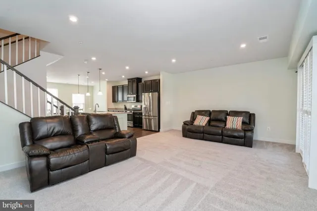 $3,200 | 5950 Etterbeek Street, Ijamsville, MD 21754