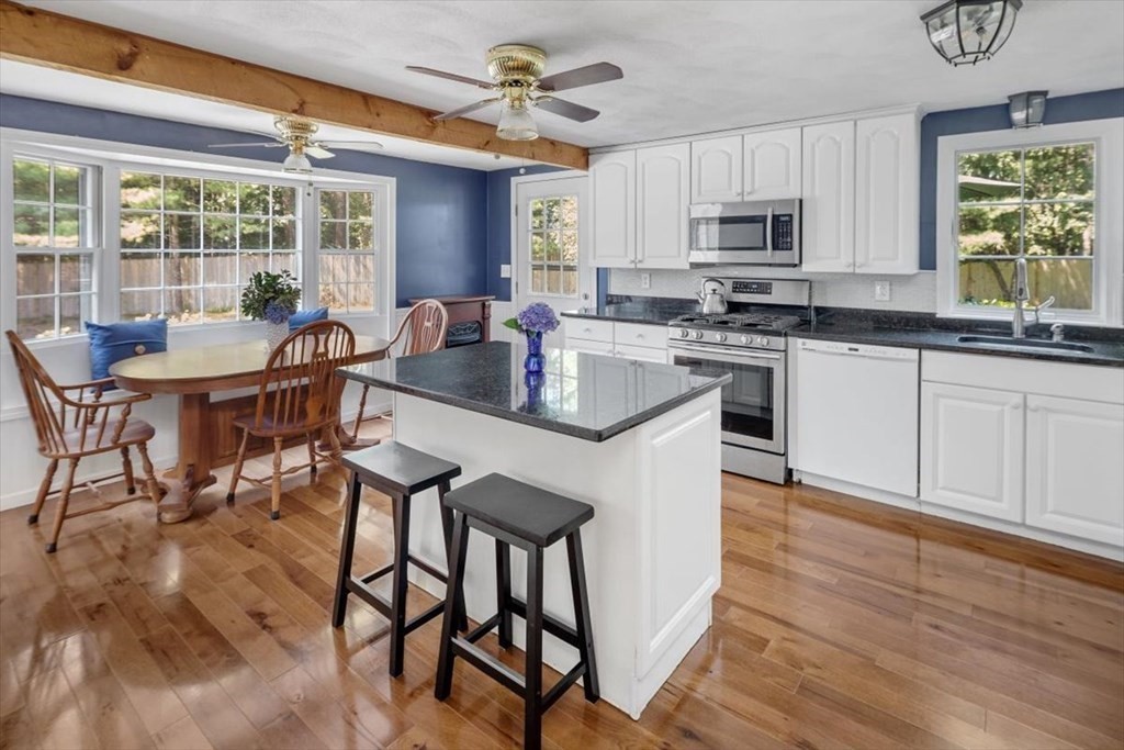 103 Hitty Tom Road Duxbury, MA 02332 - Photo 3 of 27 Gallery Image 3