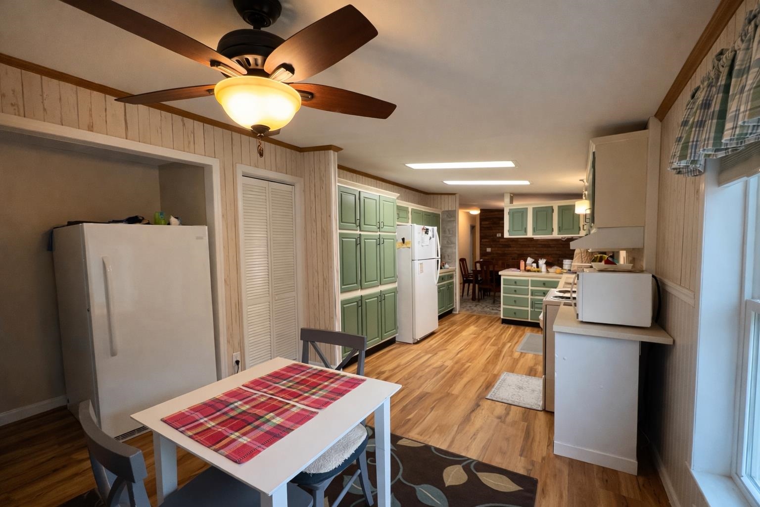 41 Thrush Lane Lyndon, VT 05851 - Photo 2 of 30