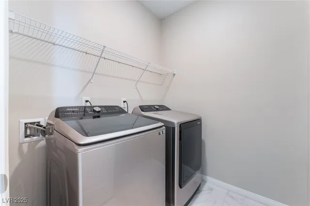 $2,300 | 2652 Montesilvano Place, Henderson, NV 89044