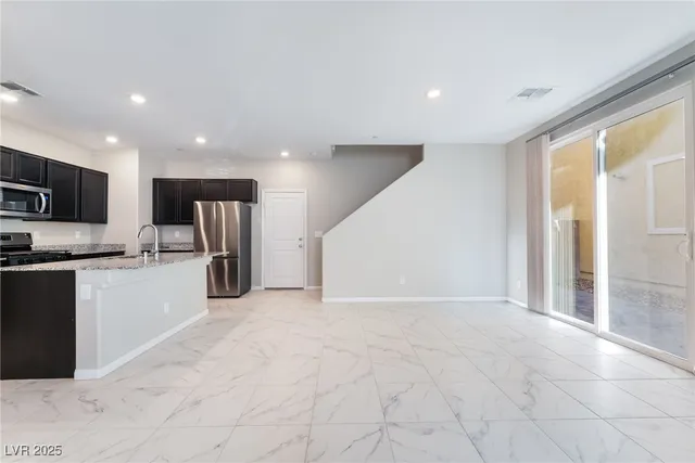 $2,300 | 2652 Montesilvano Place, Henderson, NV 89044