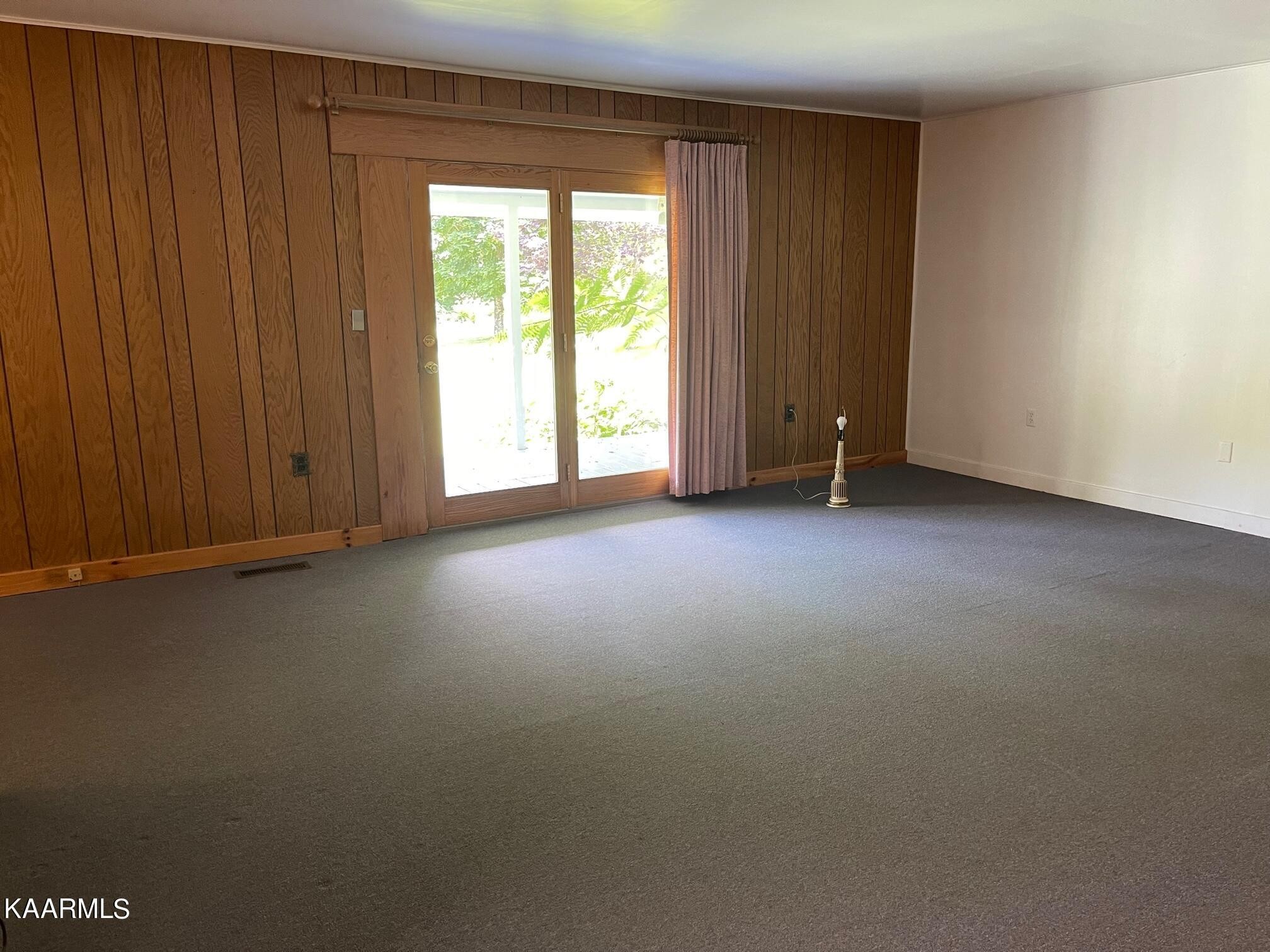 2356 Vandever Road Crossville, TN 38572 - Photo 9 of 40 Gallery Image 9