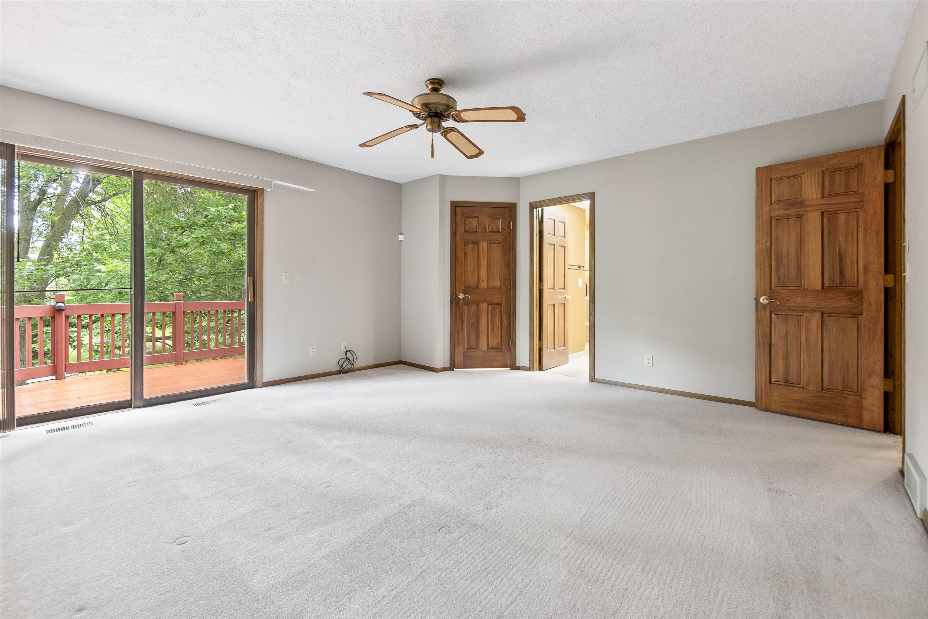 323 Old Pioneer Road Fond du Lac, WI 54935 - Photo 15 of 51
