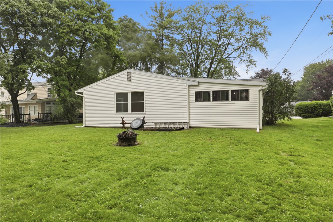 23 Cross Gates Road Gates, NY 14606 - Photo 19 of 20