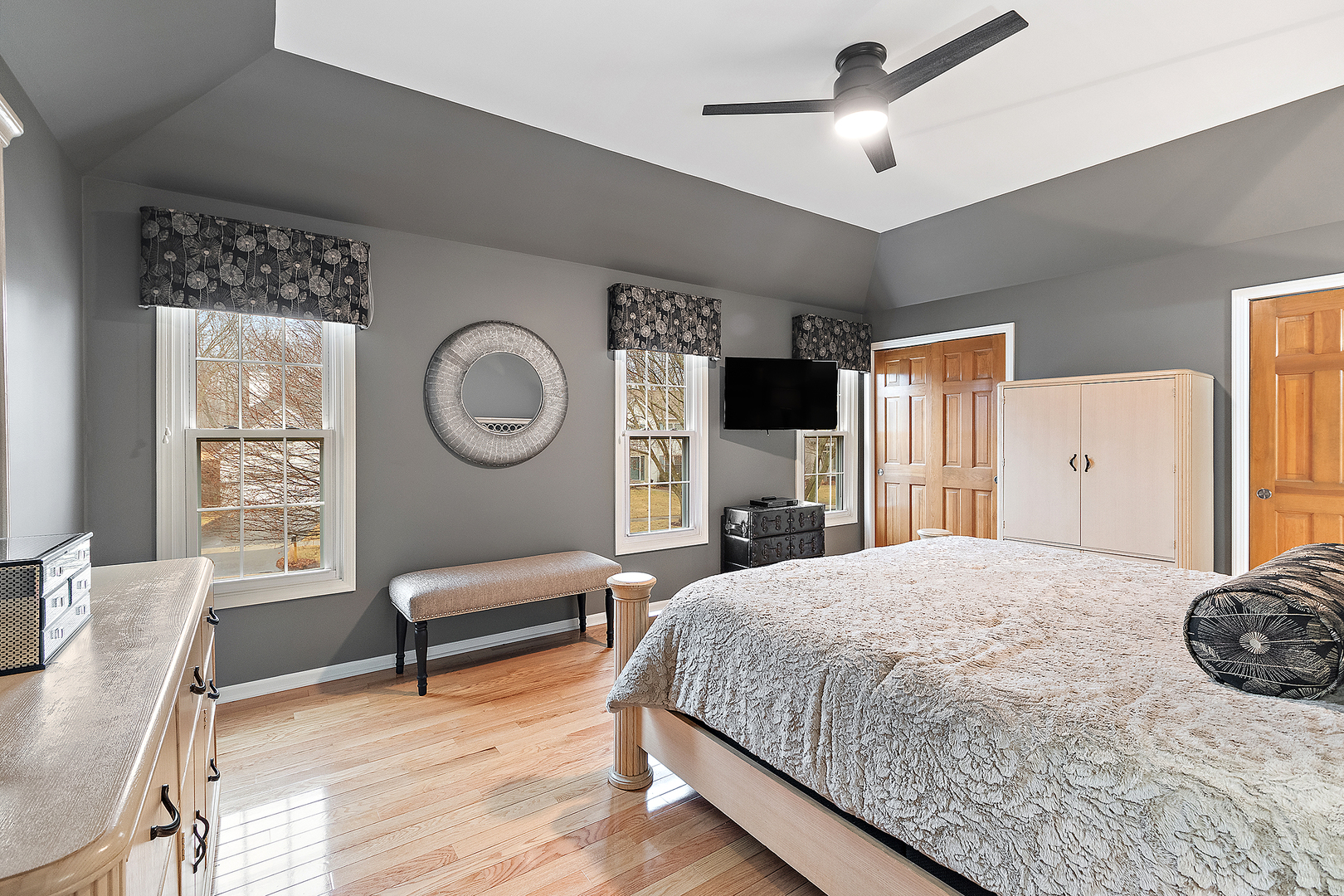 806 Wescott Road Bolingbrook, IL 60440 - Photo 12 of 28 a bedroom with a bed and a chair