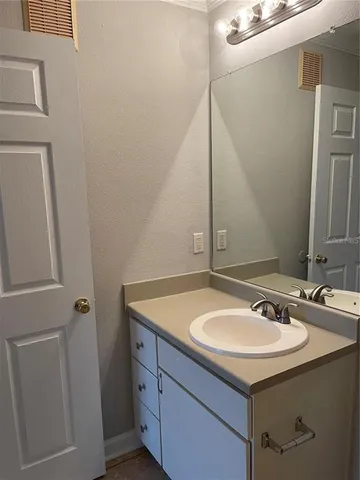 $1,450 | 18444 Bridle Club Drive, Unit 18444, Tampa, FL 33647