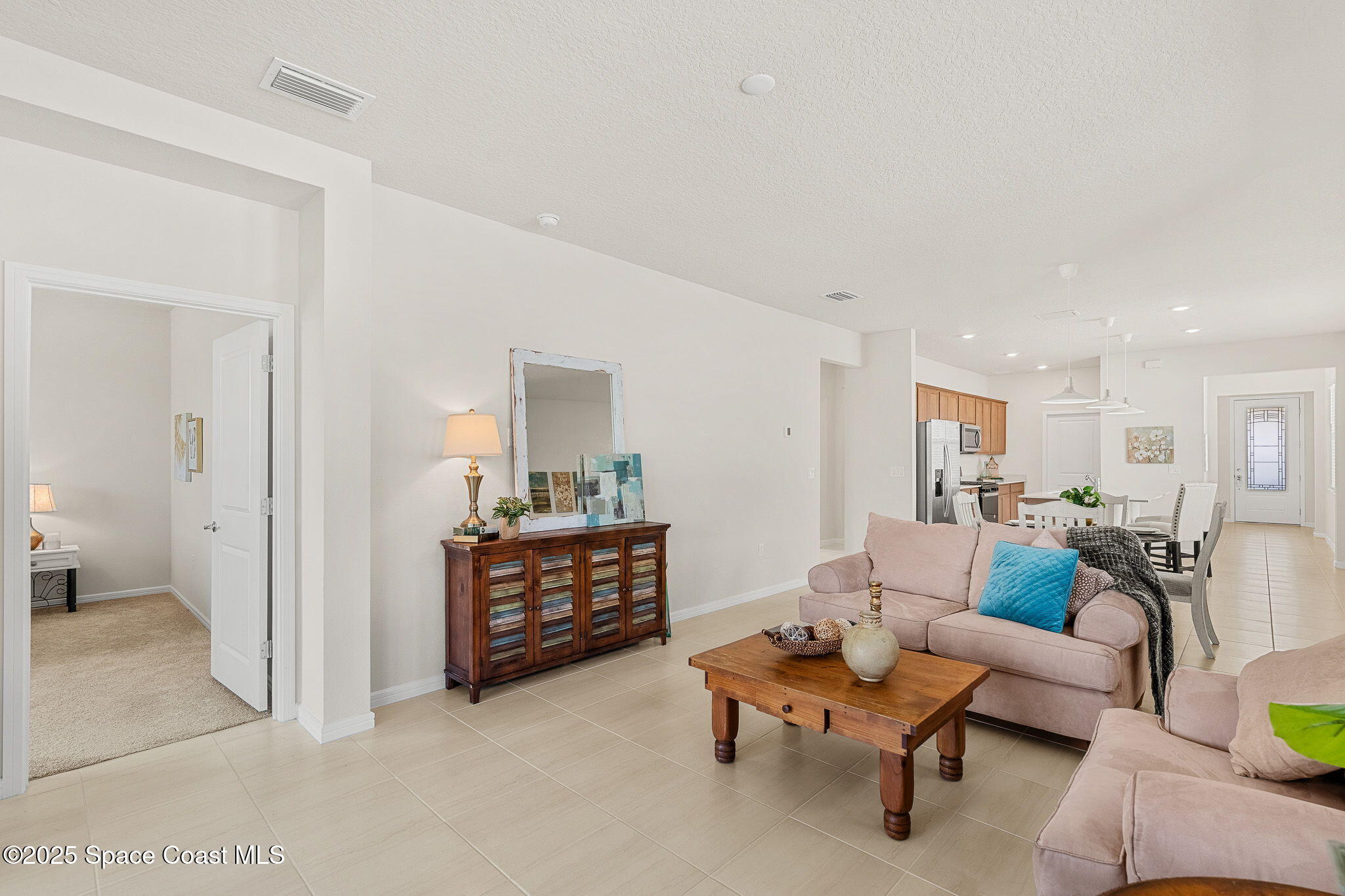 3013 Tidepool Place Melbourne, FL 32940 - Photo 15 of 52 Living Room