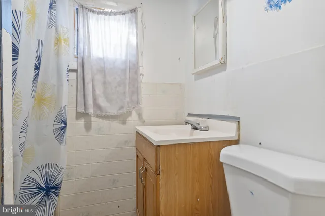 $180,000 | 363 Garden Avenue, Camden, NJ 08105