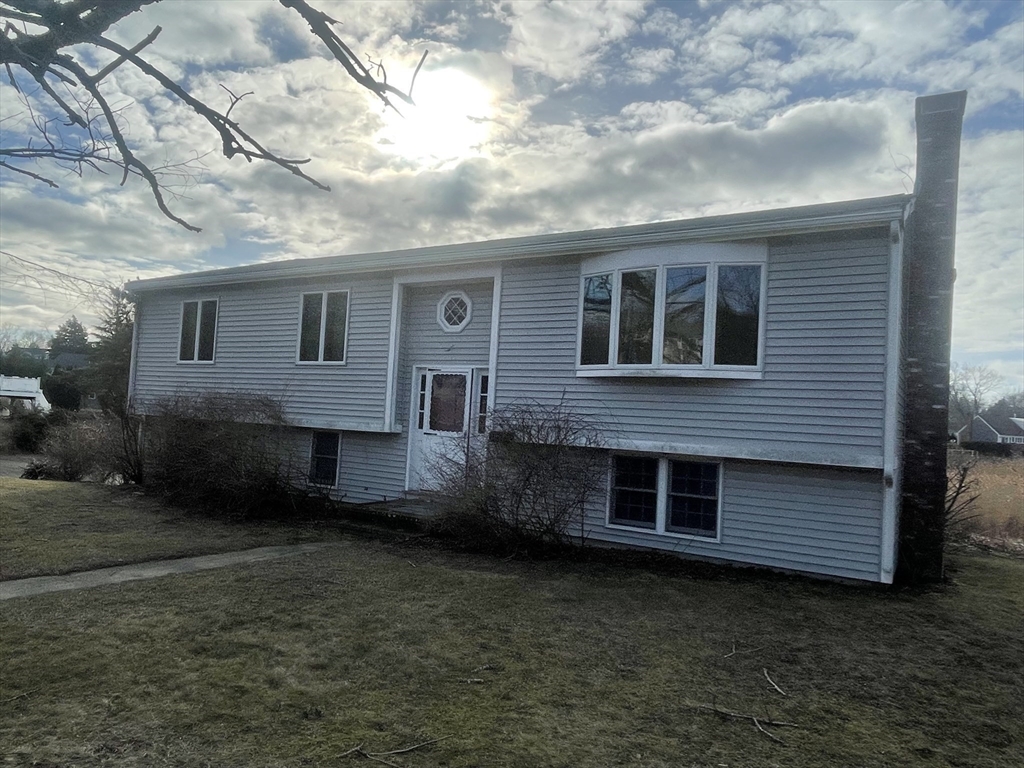 53 Bel Air Road Hingham, MA 02043 - Photo 4 of 10 a view of a house with a yard
