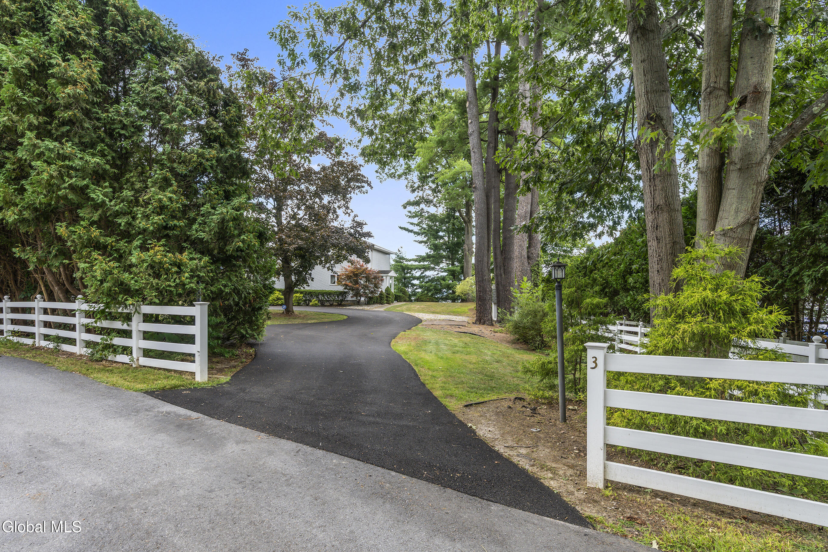 3 Windermere Road Saratoga Springs, NY 12866 - Photo 13 of 59 001-3-Windmere-Rd