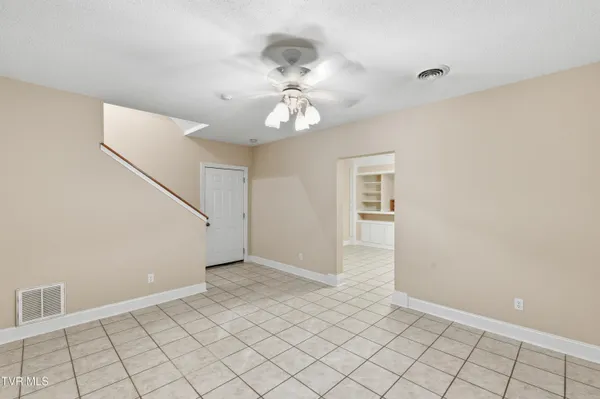 $689,995 | 117 Canterbury Place, Bristol, TN 37620