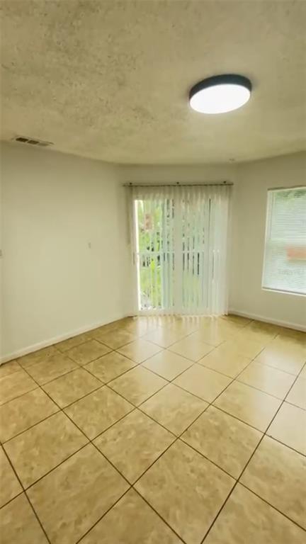 2546 Lemon Tree Lane, Unit G Orlando, FL 32839 - Photo 15 of 28