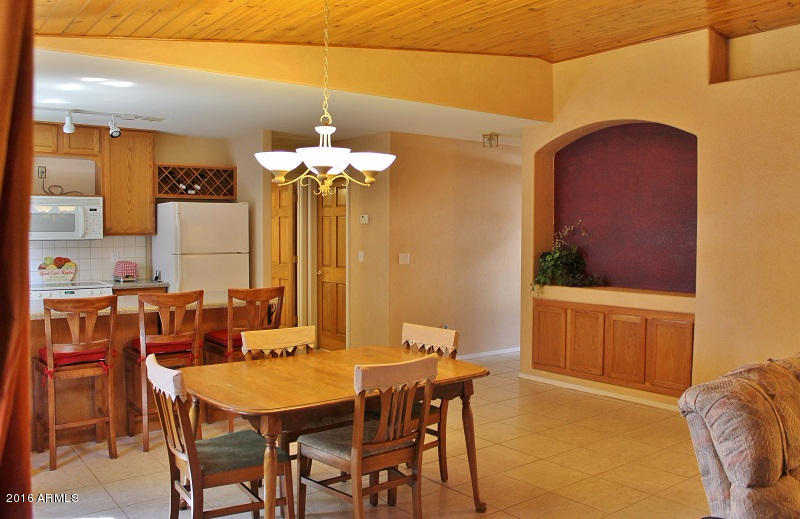203 North Lakeshore Road Payson, AZ 85541 - Photo 14 of 33 Dining Area (3)