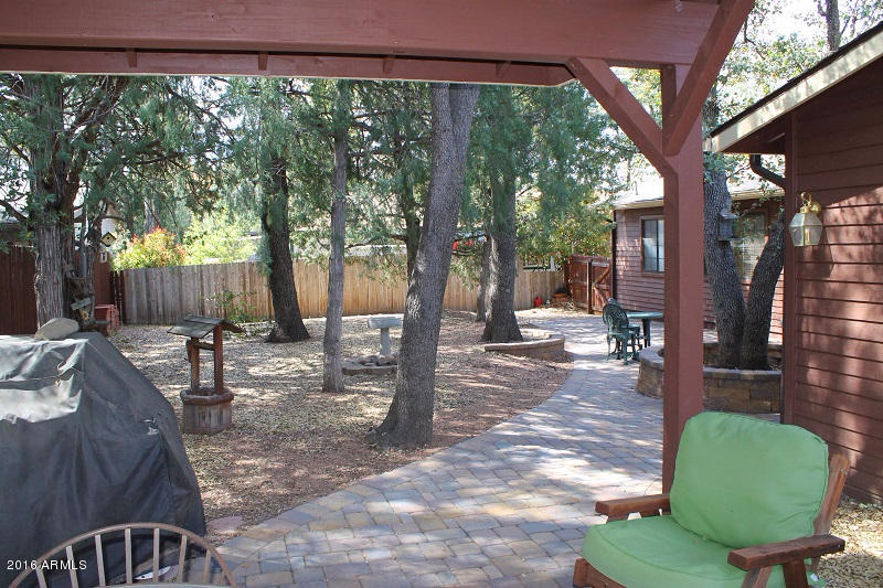 203 North Lakeshore Road Payson, AZ 85541 - Photo 30 of 33 Back Yard (2)