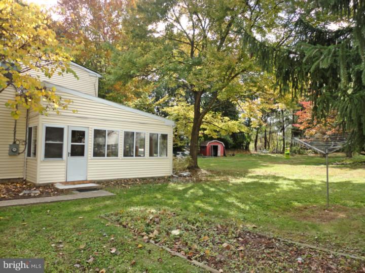 809 Welsh Road Ambler, PA 19002 - Photo 12 of 14 Sun Room