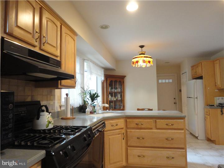 809 Welsh Road Ambler, PA 19002 - Photo 4 of 14 Kitchen