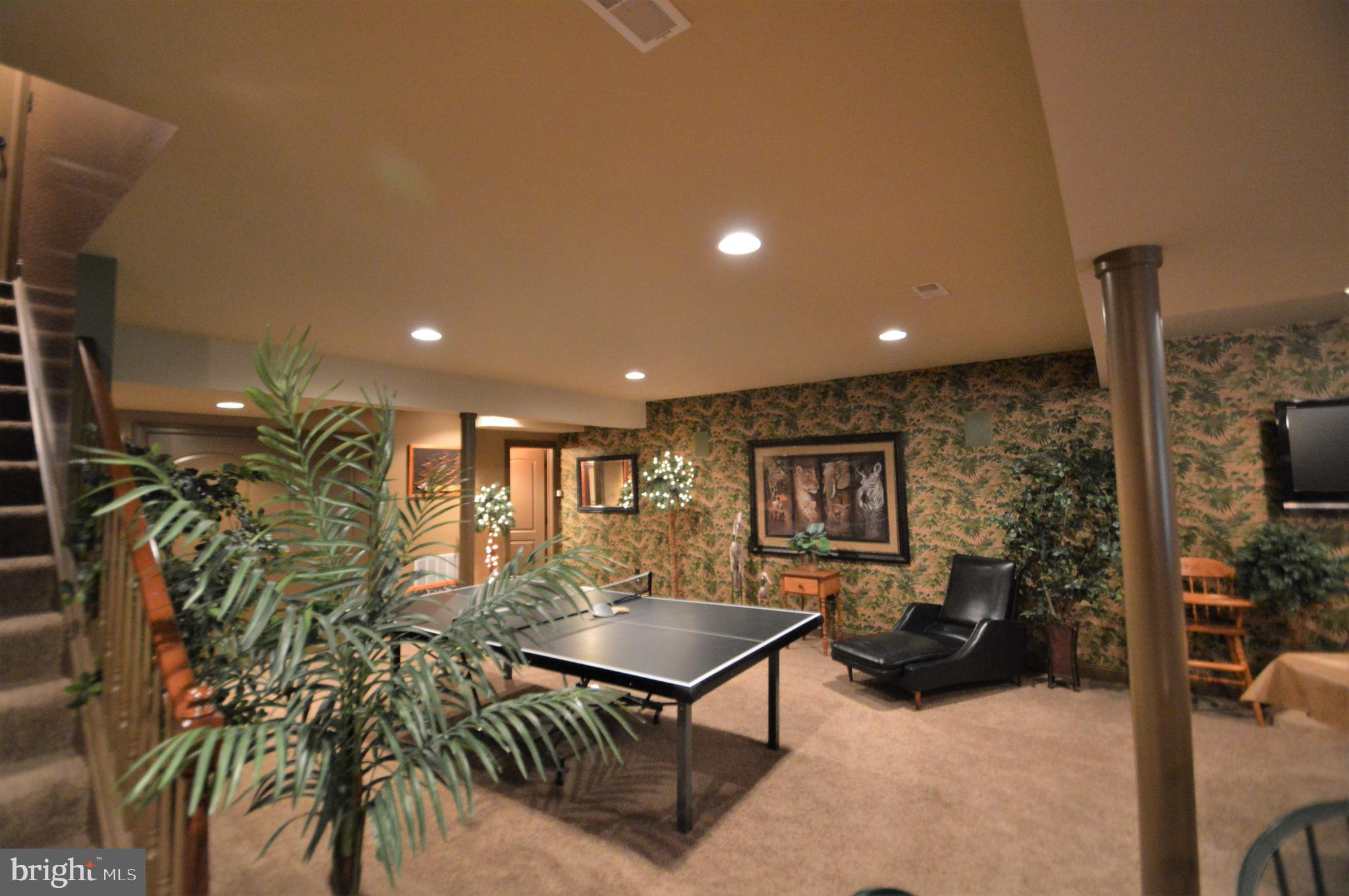 608 Belgian Way Lititz, PA 17543 - Photo 40 of 75