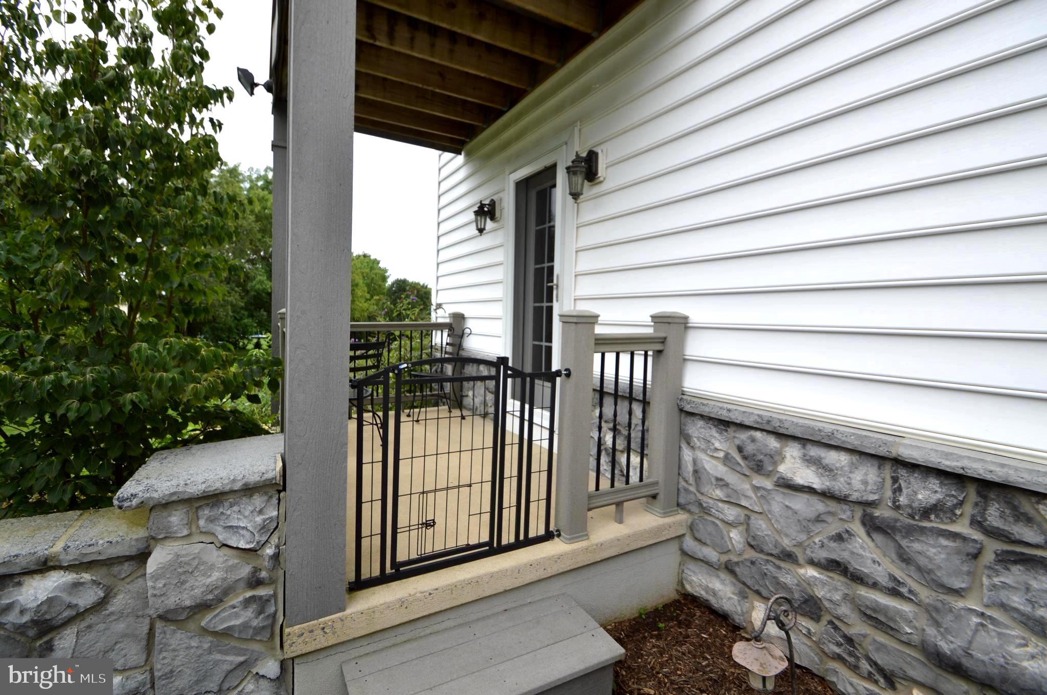 608 Belgian Way Lititz, PA 17543 - Photo 8 of 75