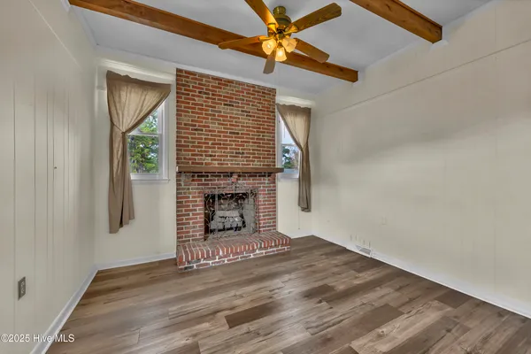 $2,300 | 313 Monterey Drive, Wilmington, NC 28409