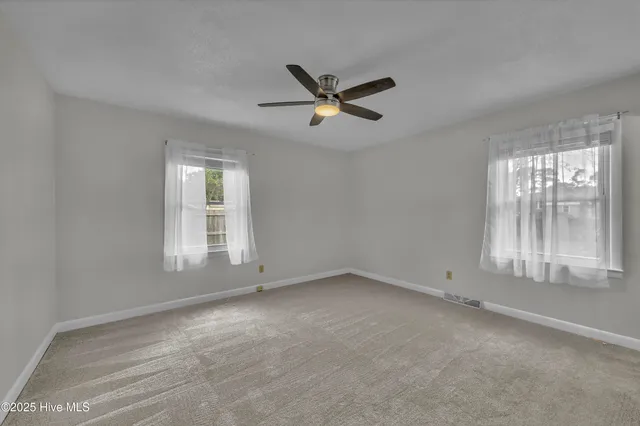 $2,400 | 313 Monterey Drive, Wilmington, NC 28409