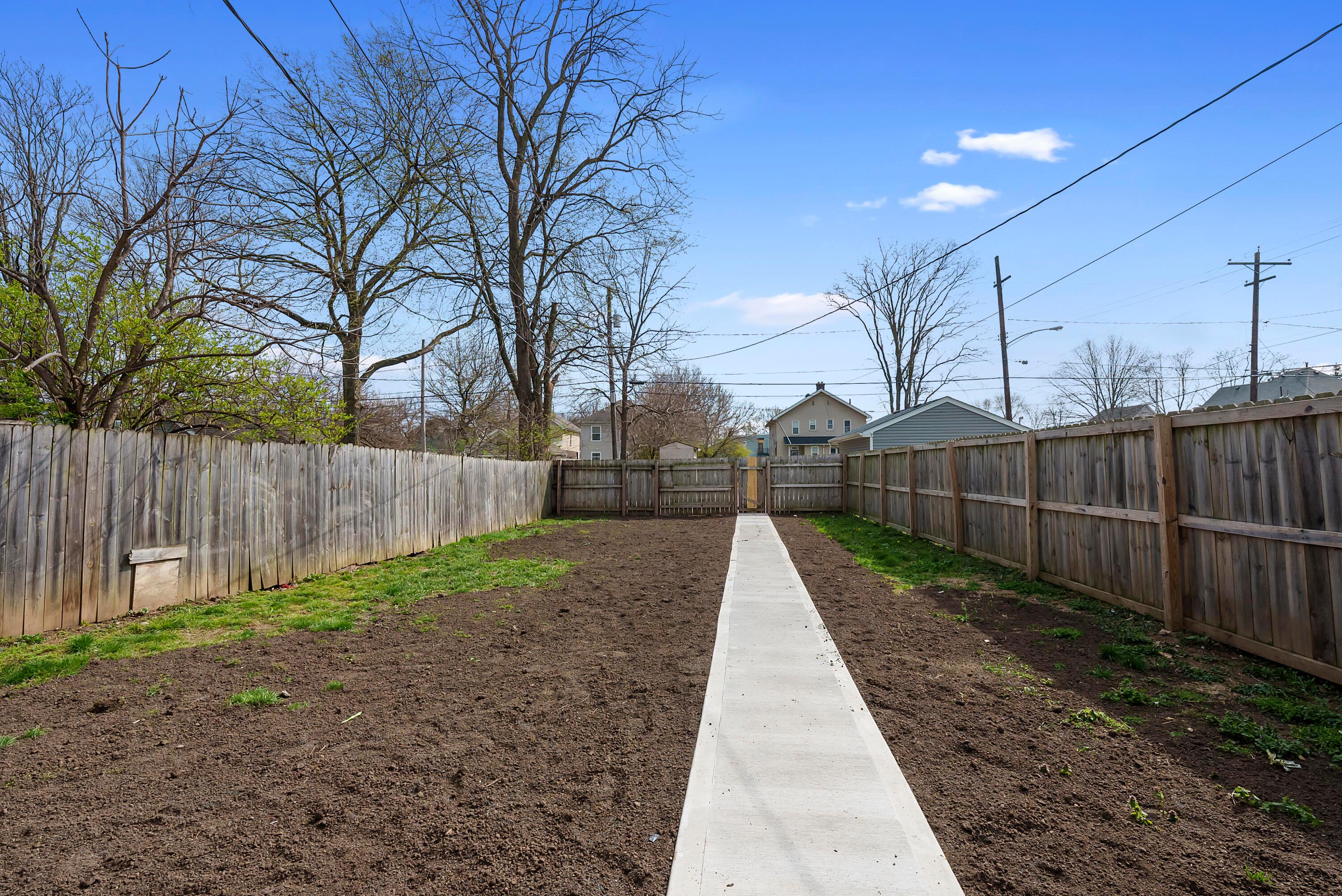 85-87 Reeb Avenue Columbus, OH 43207 - Photo 21 of 37 DSC03451